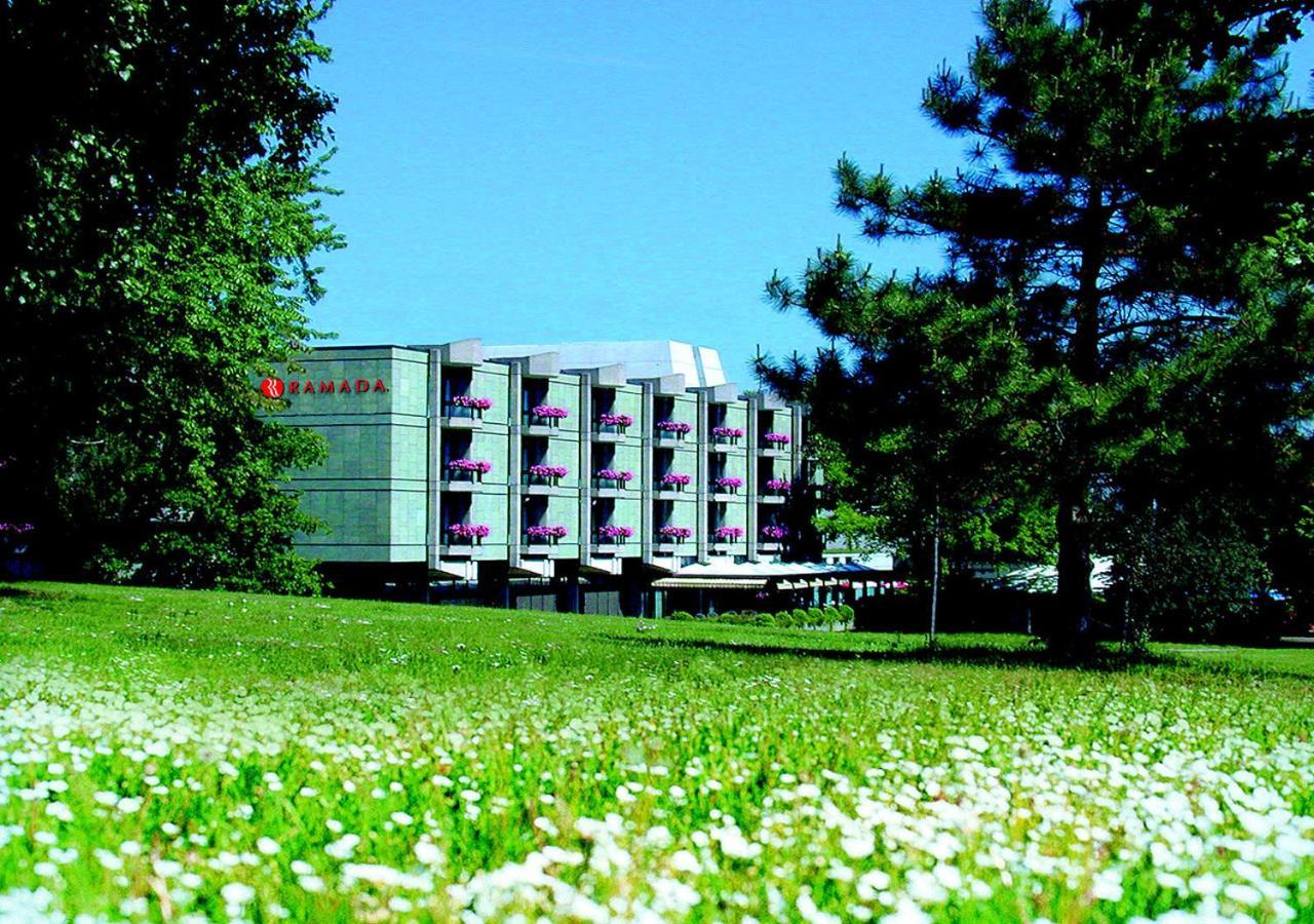 Ramada Nurnberg Parkhotel Esterno foto